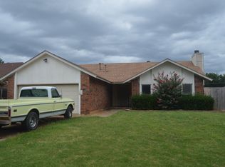 1116 Mars Rd, Edmond, OK 73003