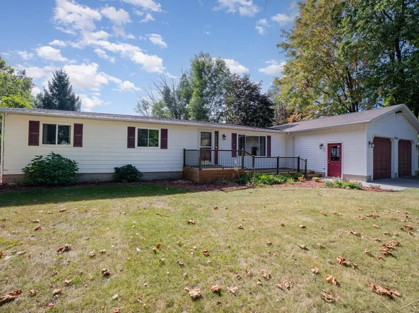 2084 E Coggins Rd, Pinconning, MI 48650