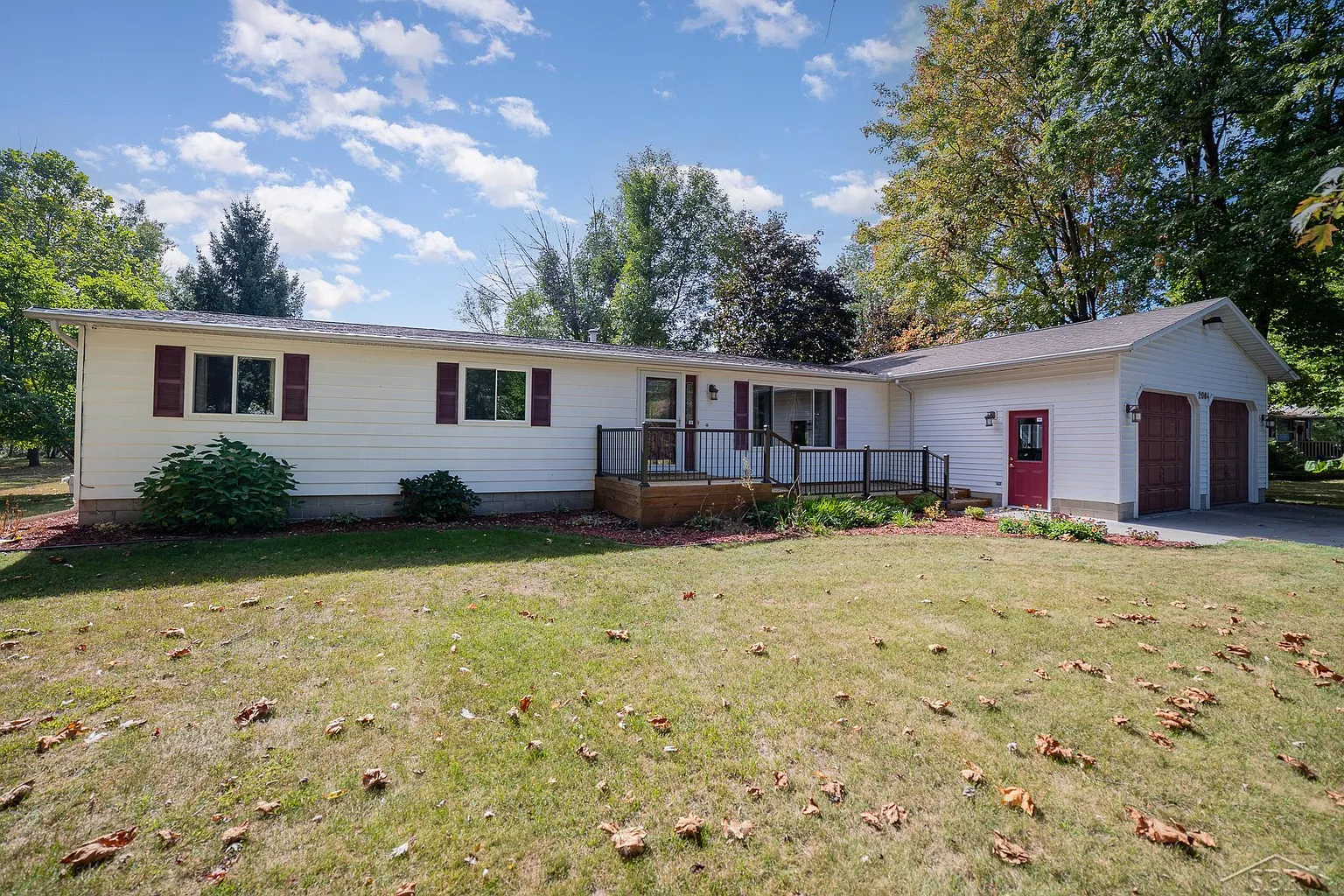 2084 E Coggins Rd photo 1