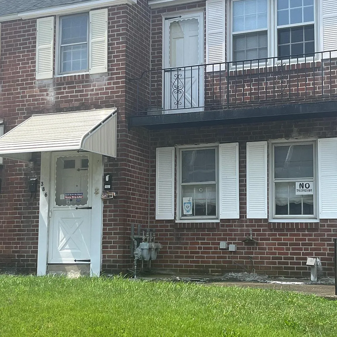 2 bed, 1802 sqft, $850 — Photo 1