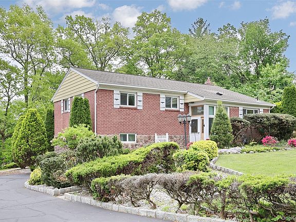 2nd image of 34 E Allison Avenue