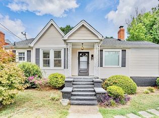 409 E Blue Ridge Dr, Greenville, SC 29609