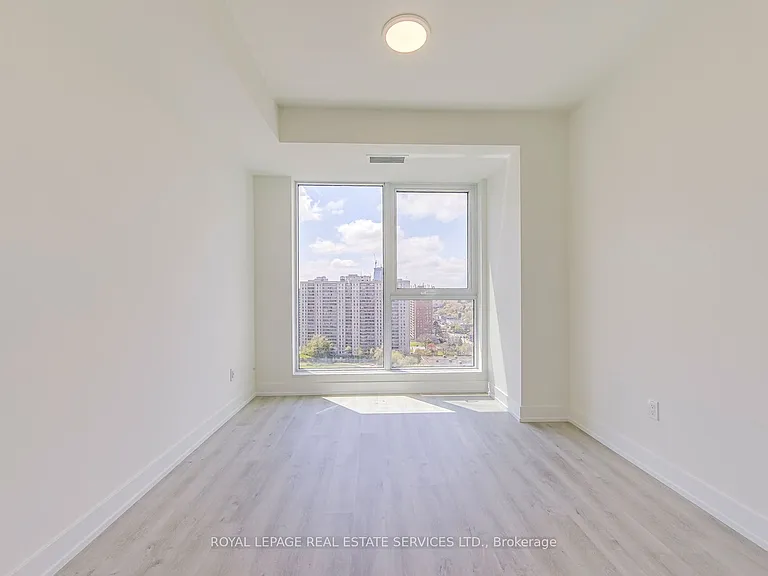 25 Cordova Ave #1809 — Photo 12