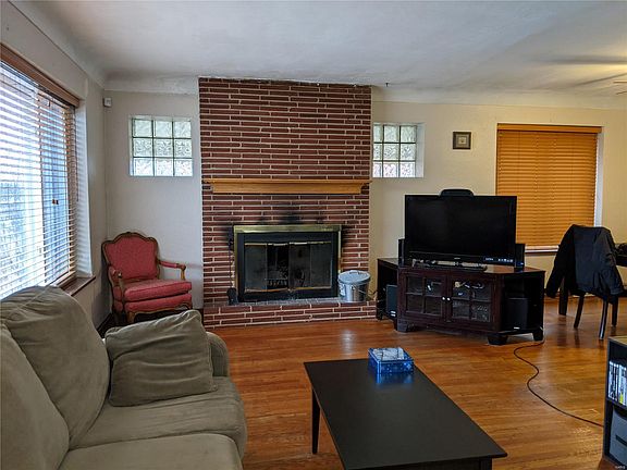 4th image of 6637 Lansdowne Ave