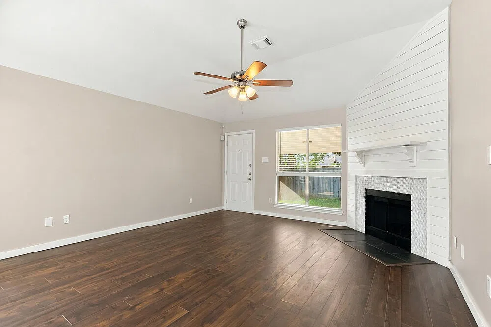 3 bed, 2.0 bath, 1706 sqft, $1,885 — Photo 4