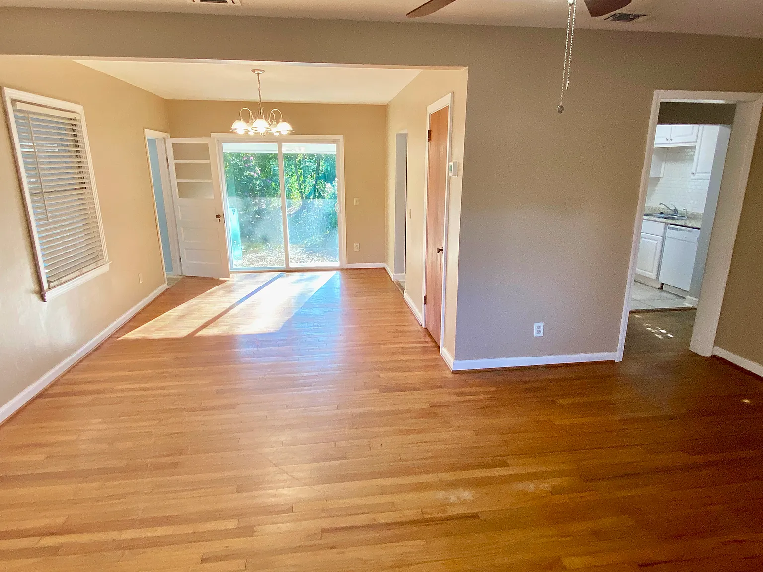 3555 Bayou Boulevard — Photo 4