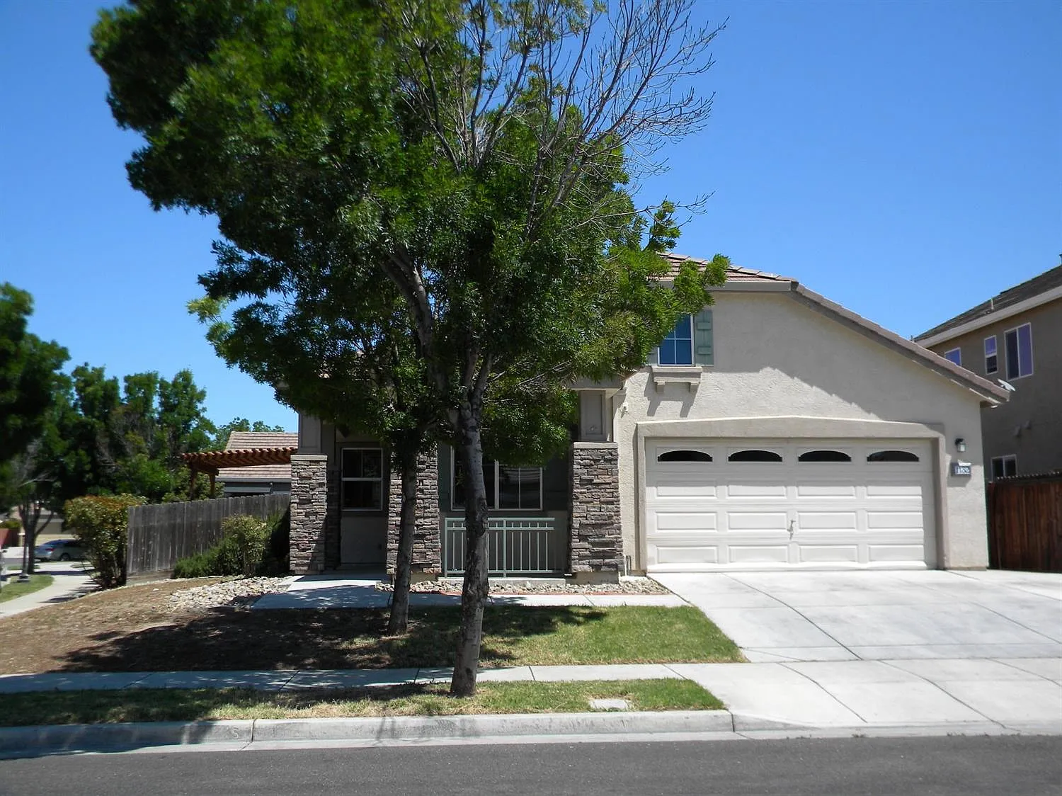 1132 Bellflower Way photo 1