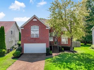 1213 Vale View Rd, Knoxville, TN 37922