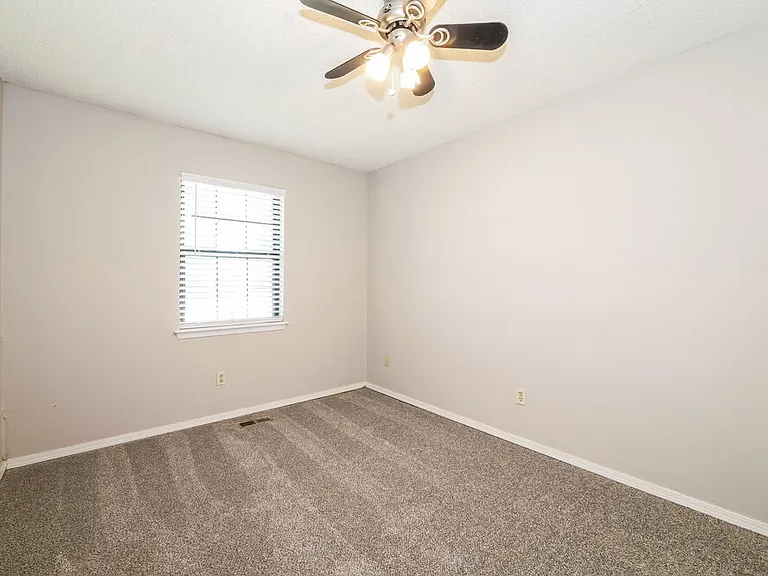 1074 Dover Mansion — Photo 12