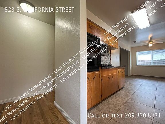 2nd image of 823 S California St