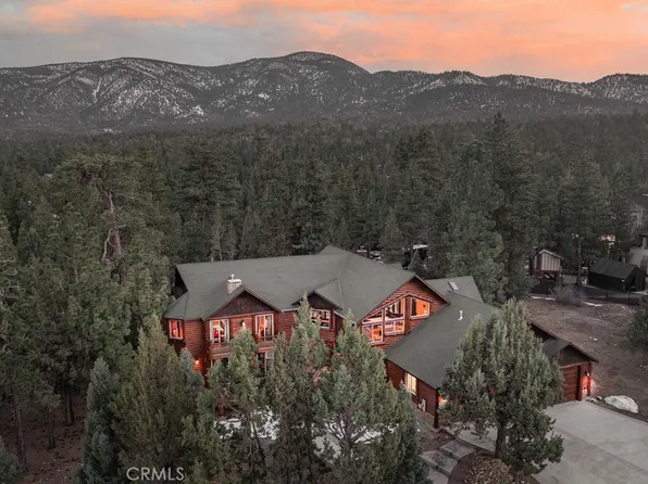 1086 Heritage Trl, Big Bear City, CA 92314