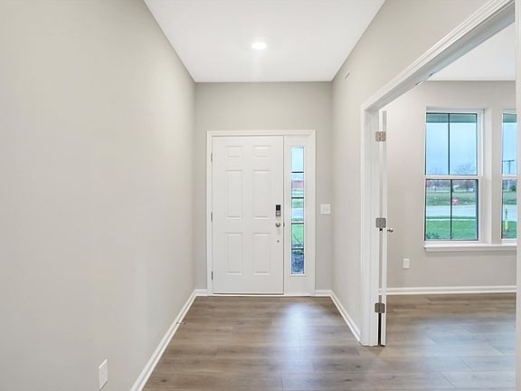 2nd image of 7193 Portico Ln