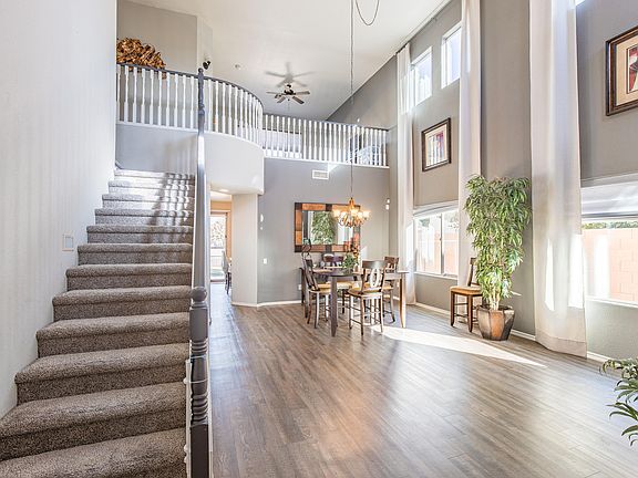 5th image of 864 E Indian Wells Pl