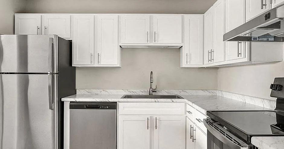 The Woods of Burnsville Apartments — Photo 2