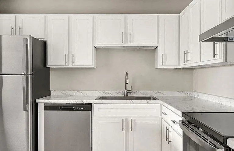 The Woods of Burnsville Apartments — Photo 2