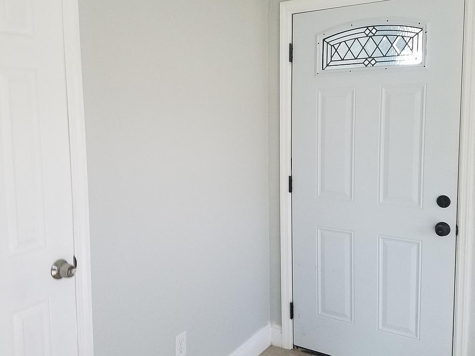 1st image of 3649 Anderson Ave