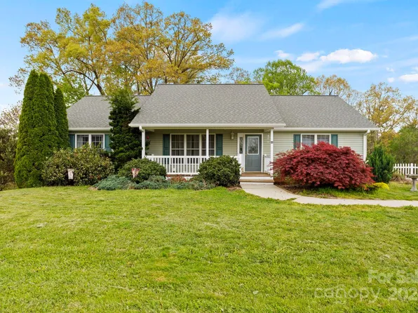 48 Eller Ford Rd, Weaverville, NC 28787