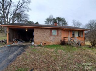 303 Fletcher St, Morganton, NC 28655
