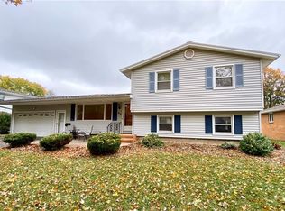 68 Debby Ln, Rochester, NY 14606