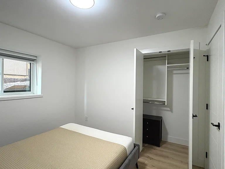 16759 18b Ave #101 — Photo 13