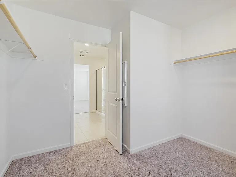 5319 Hames Valley Ln — Photo 36