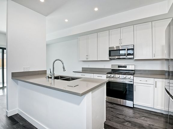 2nd image of 3434-3446 Wilshire Ter #3434