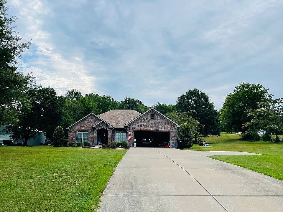 1st image of 4940 Benton Rd