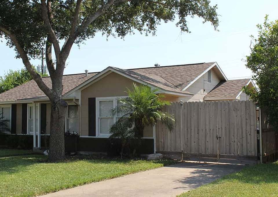 1st image of 1054 Wilshire Pl