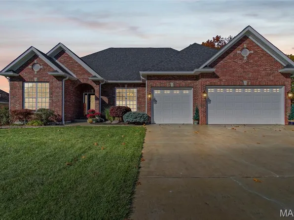 10549 Victoria Falls Dr, Festus, MO 63028