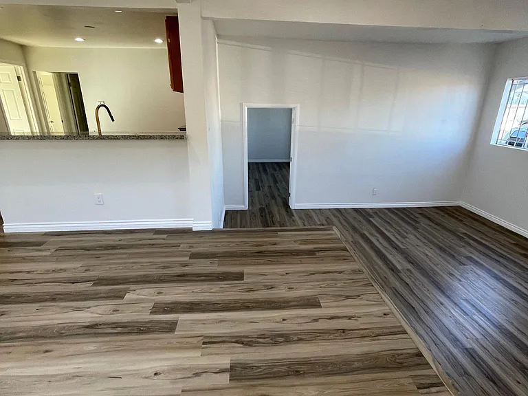 133 S Grand Ave — Photo 8