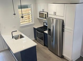 1767 Waterloo St, Philadelphia, PA 19122