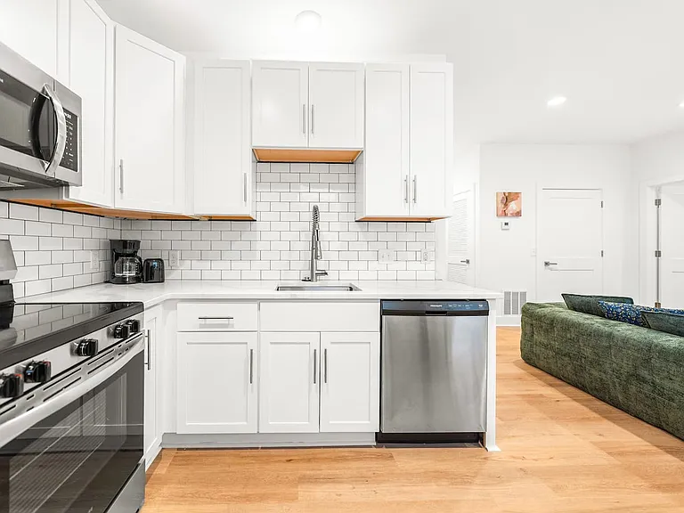 4245 Troost Ave #1 — Photo 13