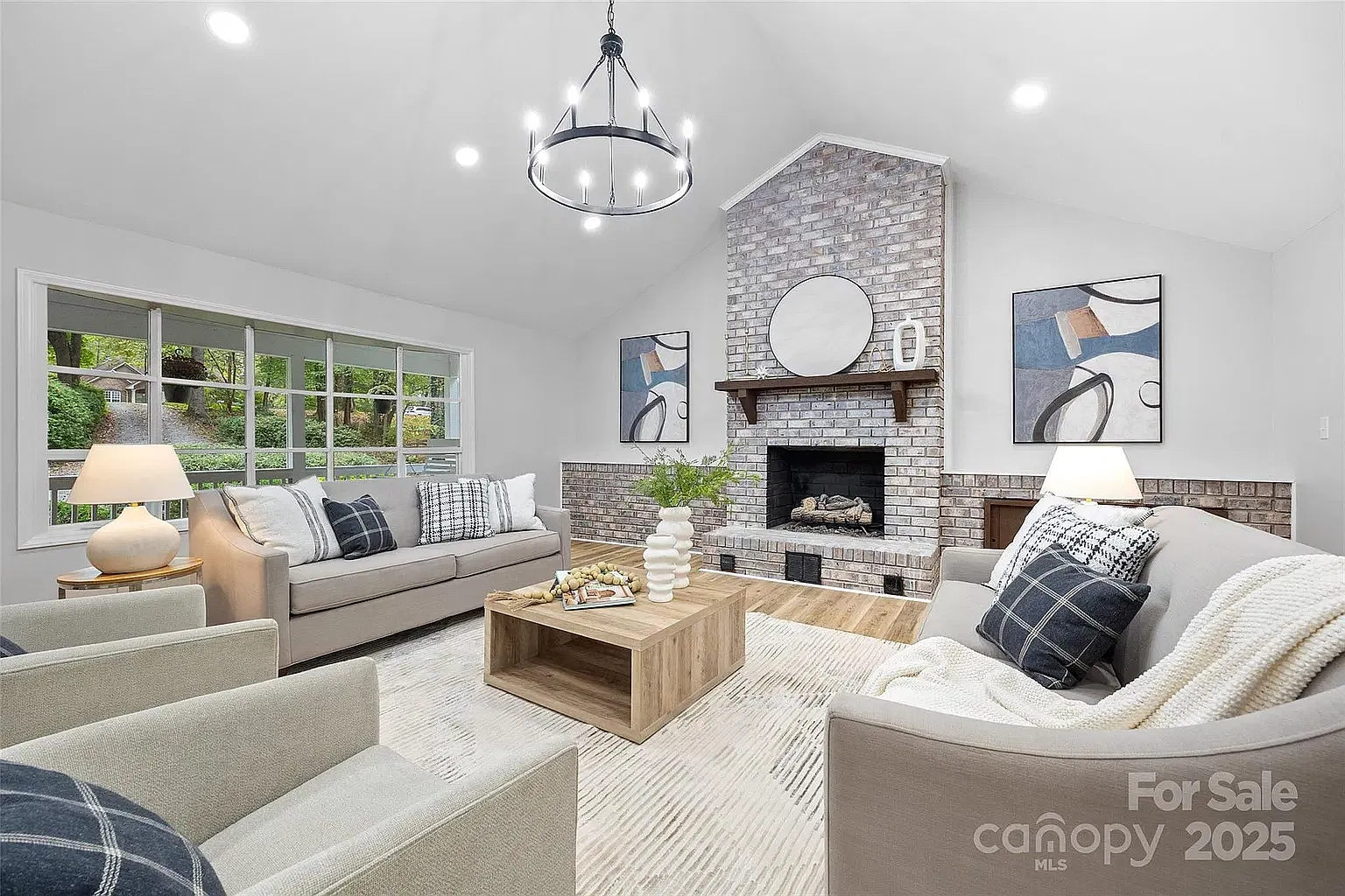 3 bed, 2.5 bath, 1954 sqft, $5,000 — Photo 4
