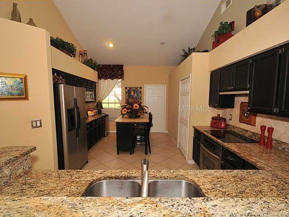 3rd image of 359 Lakewood Ct