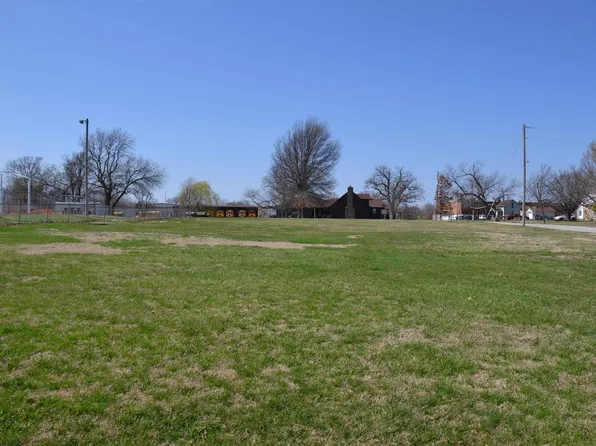 0 E 6th St, Lyndon, KS 66451