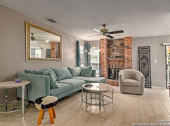 5th image of 4839 Brandeis St APT 1113