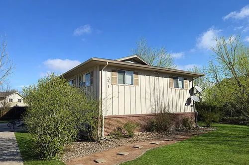 321 Bonnie Ct Photo 1