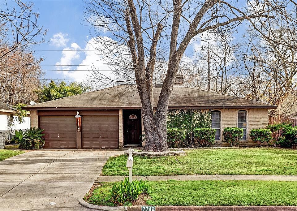 1st image of 7742 Martin Wood Ln