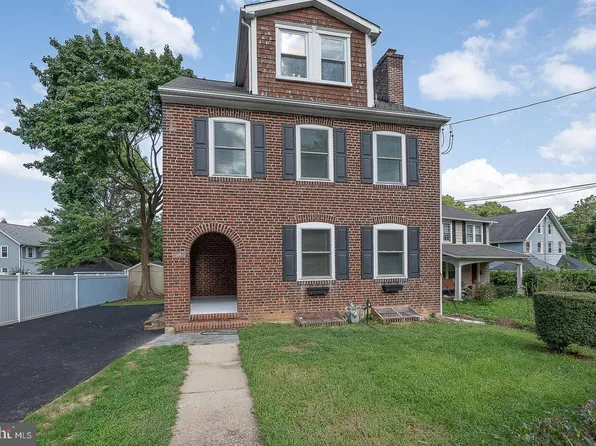 107 W Circular Ave, Paoli, PA 19301
