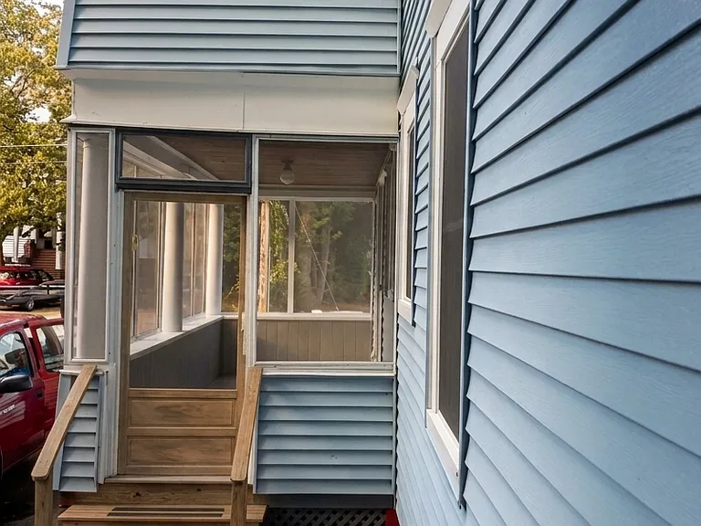 67 Thorndike St #1 — Photo 10