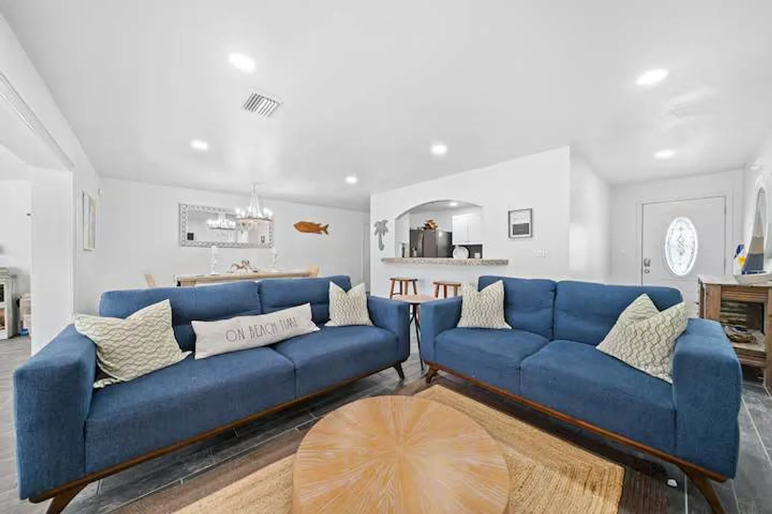 4 bed, 2.0 bath, 1743 sqft, $13,202 — Photo 3