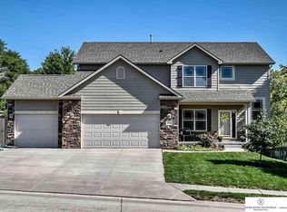 17012 Corby St, Omaha, NE 68116