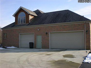 3rd image of 41443 Kings Ct