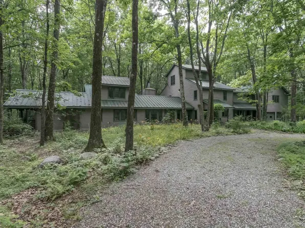 15 Cox Drive, Warwick, NY 10990