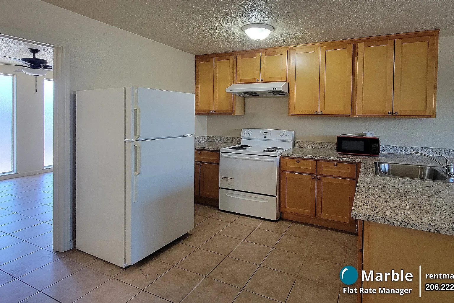 847 E Main St — Photo 1