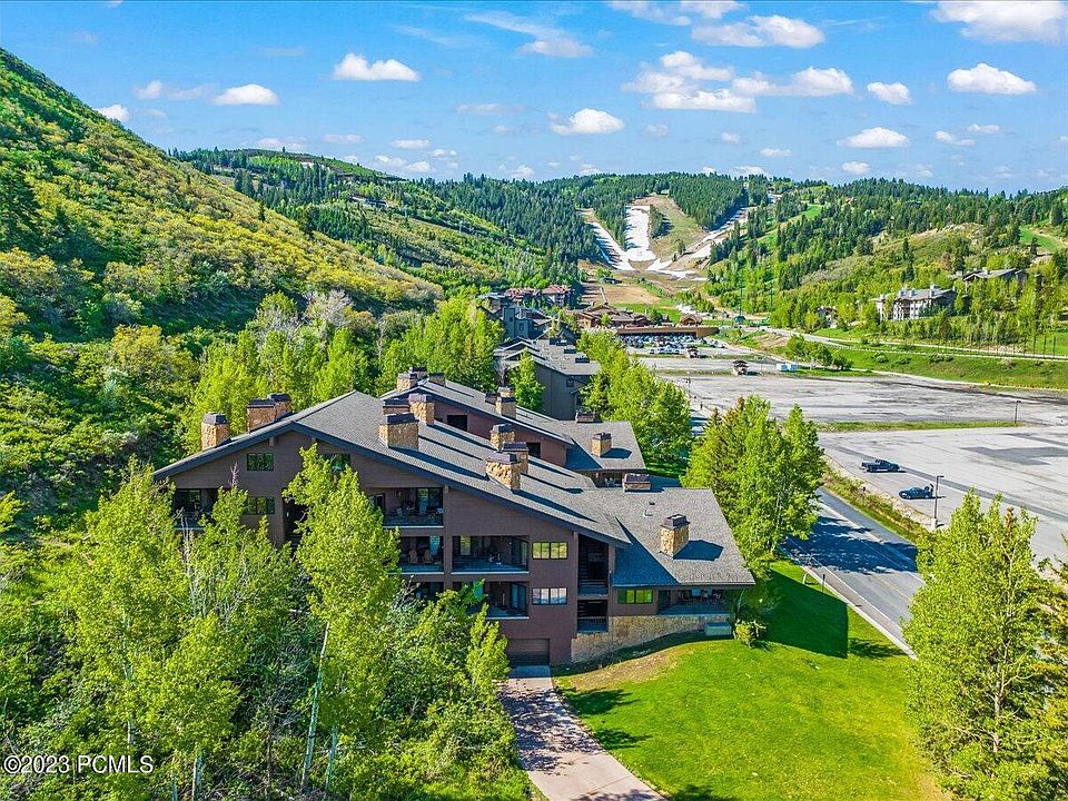 1st image of 2700 Deer Valley Dr E #B303