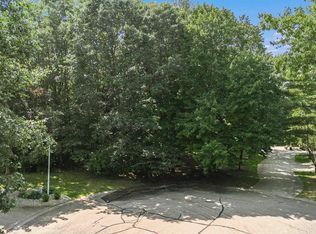 9207 N Island Ct, Flushing, MI