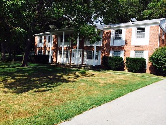 2nd image of 5882 S Woodcliffe Dr