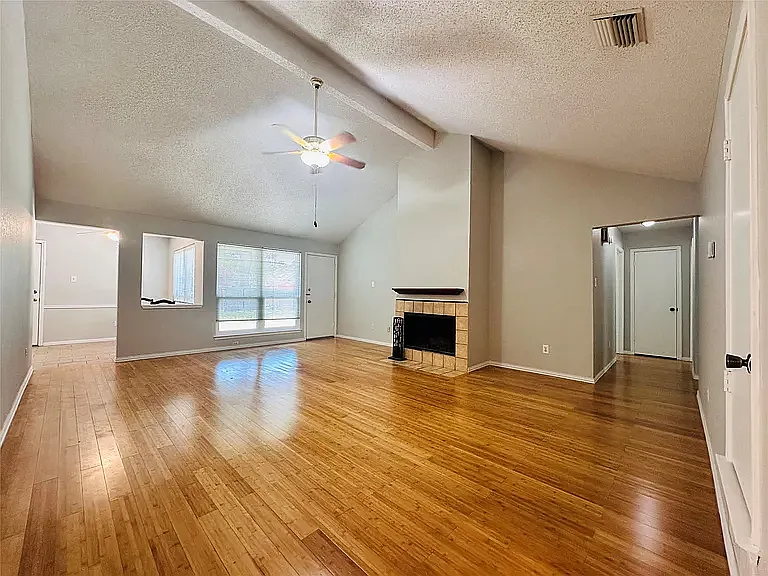 3117 Kingswood Dr — Photo 11