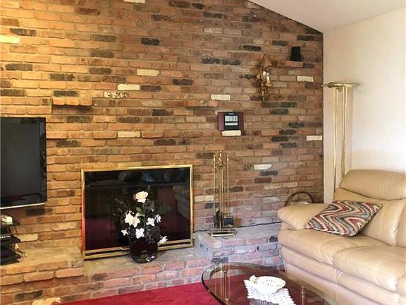 5th image of 5521 Harleston Dr